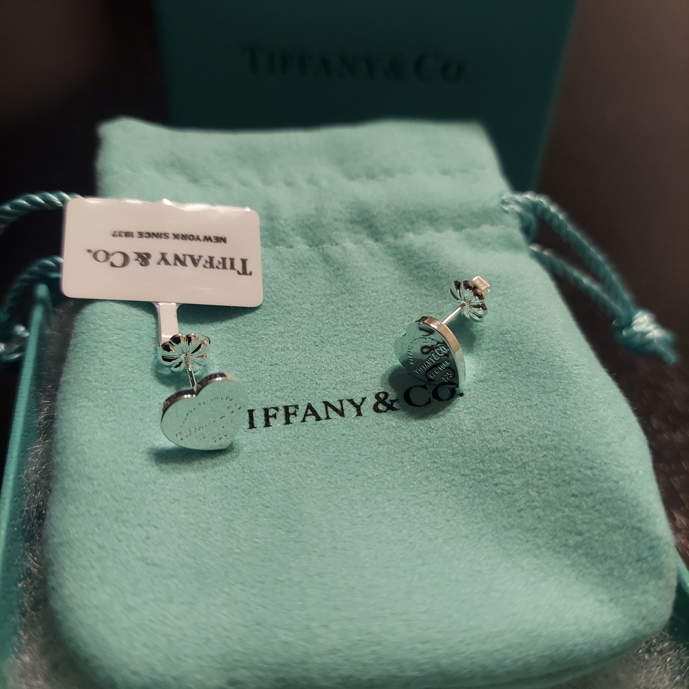 Tiffany & Co. Sterling Silver Heart Tag Stud Earrings with Aqua Blue Box - Picture 3 of 5